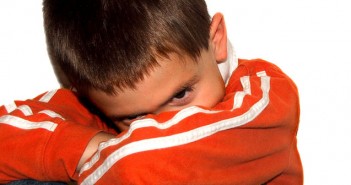 Neurobiologists find chronic stress in early life causes anxiety, aggression in adulthood