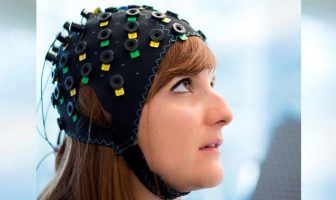 Brain-computer interface allows completely locked-in people to communicate