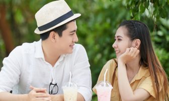 Men who use metaphorical language are perceived as more attractive by women: study