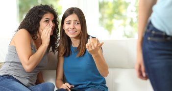 Study suggests women dress modestly to defend themselves against aggression from other women